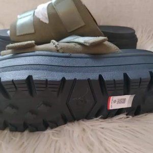 UGG "Greer" Platform Sandal